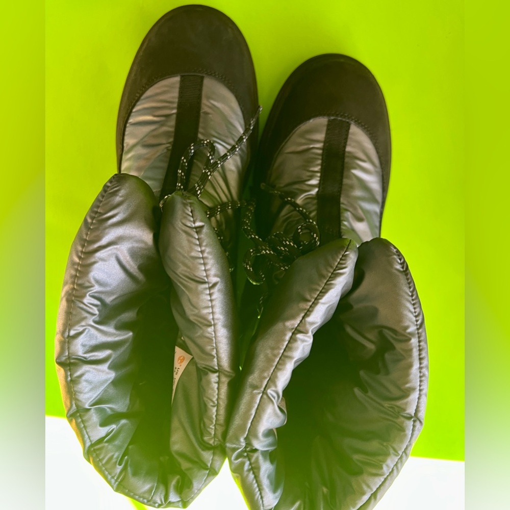 Timberland Women’s Ray City Black Gunmetal Puffer Boots US 8.5 EUC - Picture 10 of 10